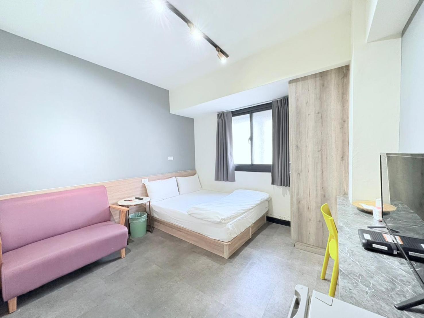 Fengjia Gift Box Homestay Taichung Exterior photo